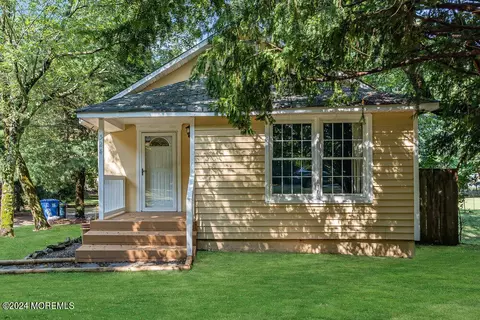 524 Declaration Ln, Jackson, NJ 08527 photo 3