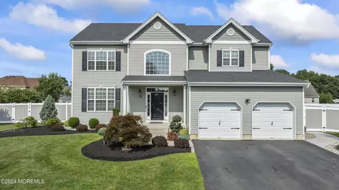 11 Firenze Rd, Jackson, NJ 08527