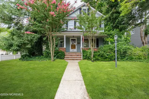 67 Prospect Ave, Red Bank, NJ 07701