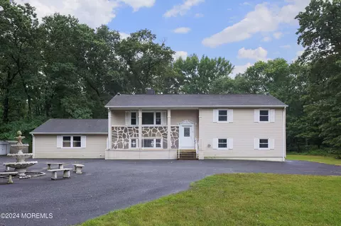 42 Brown Rd, Morganville, NJ 07751
