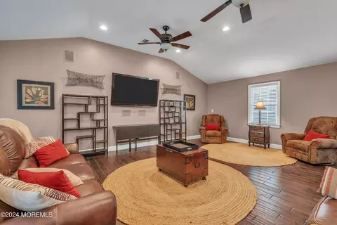 824 William Dr, Brielle, NJ 08730 photo 22