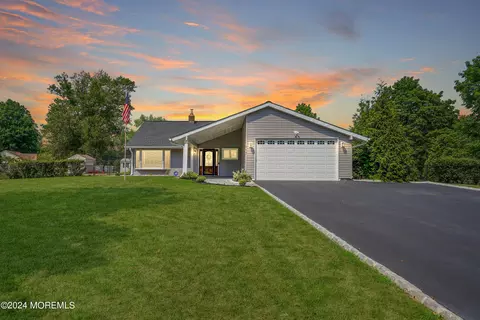 111 Adams Pl, Freehold, NJ 07728