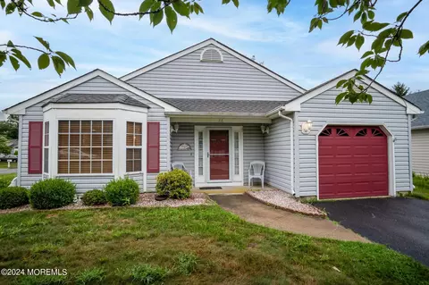 28 Woodchuck Ln, Brick, NJ 08724