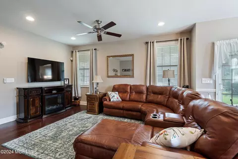 5 Ventnor Ct, Waretown, NJ 08758 photo 7