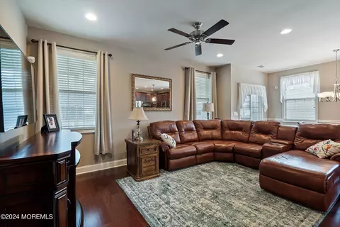 5 Ventnor Ct, Waretown, NJ 08758 photo 8