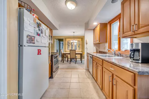233 Willow Ln, Forked River, NJ 08731 photo 11