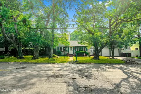 508 Green Grove Rd, Neptune City, NJ 07753