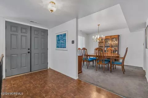 94 Onyx Pl, Matawan, NJ 07747 photo 14