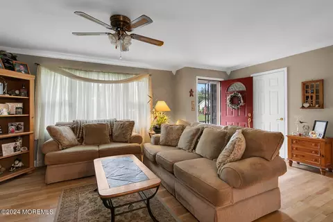 94 E Connecticut Concourse, Jackson, NJ 08527 photo 8