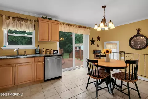 94 E Connecticut Concourse, Jackson, NJ 08527 photo 14