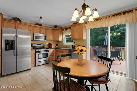94 E Connecticut Concourse, Jackson, NJ 08527 photo 12
