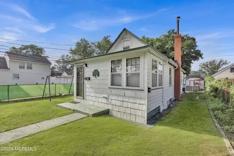 503 Clark Ave, Union Beach, NJ 07735