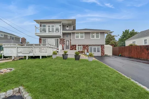 Other - 206 Beach Ave, Leonardo, NJ 07737 photo 4 of 19