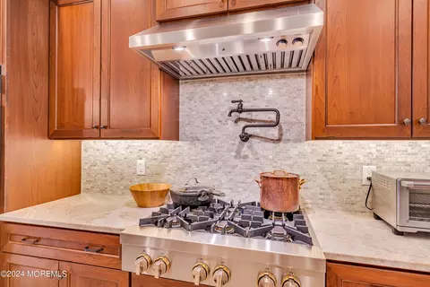 4 Erinbrook Ct, Forked River, NJ 08731 photo 9