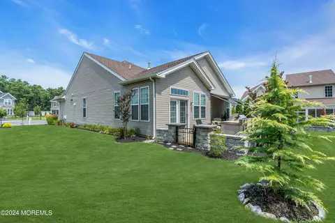 4 Erinbrook Ct, Forked River, NJ 08731 photo 28