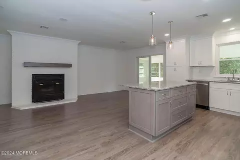 Living - 2 A Cascade Ct, Brick, NJ 08724 photo 3 of 4