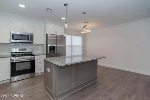 Kitchen - 2 A Cascade Ct, Brick, NJ 08724 photo 1 of 3
