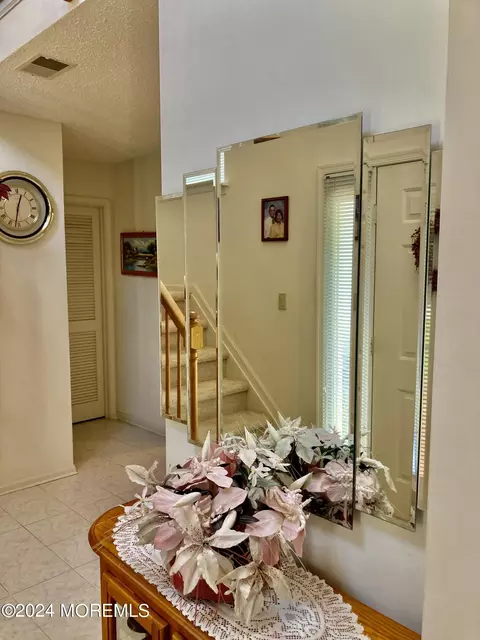 261 Oak Forest Dr, Brick, NJ 08724 photo 5