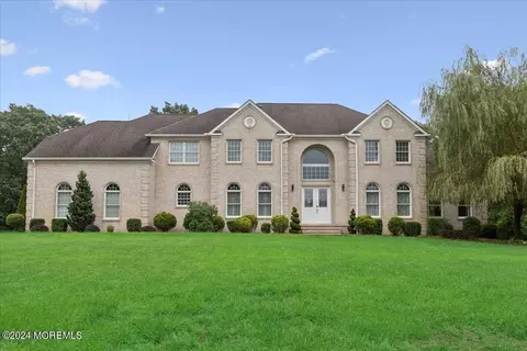 2 Curtins Cnr Rd, Clarksburg, NJ 08510