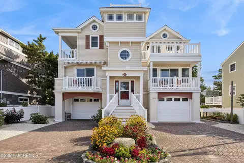 11 Carolina Ave, Long Beach Township, NJ 08008