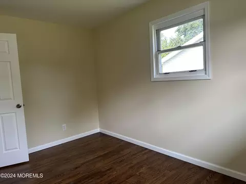 Bedroom - 21 Middlesex Rd, Matawan, NJ 07747 photo 5 of 5
