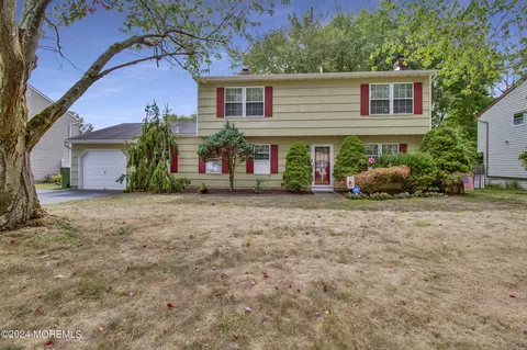 108 Applebey St, Eatontown, NJ 07724