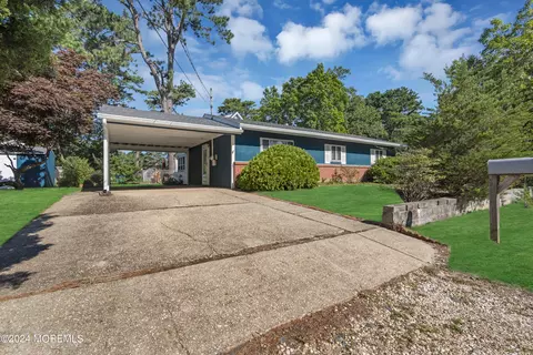 209 4th St, Barnegat, NJ 08005