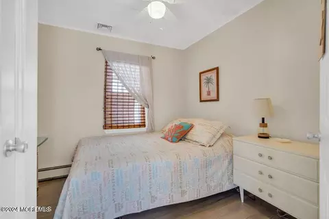 Bedroom - 218 Anglesea Ave, Ocean Gate, NJ 08740 photo 1 of 5