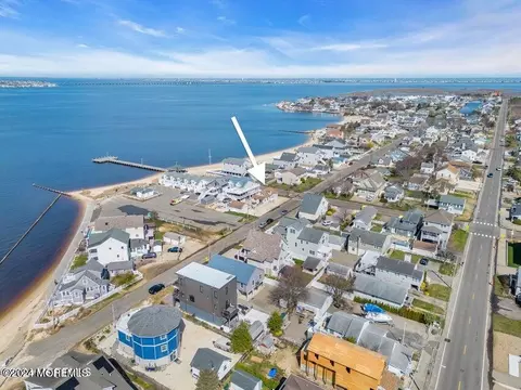 218 Anglesea Ave, Ocean Gate, NJ 08740