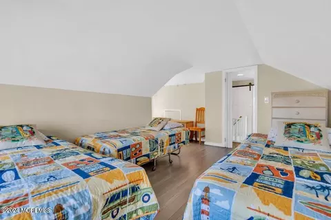 Bedroom - 218 Anglesea Ave, Ocean Gate, NJ 08740 photo 4 of 5