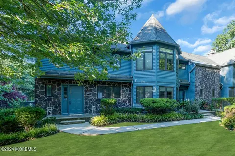 313 E Highland Ave, Atlantic Highlands, NJ 07716