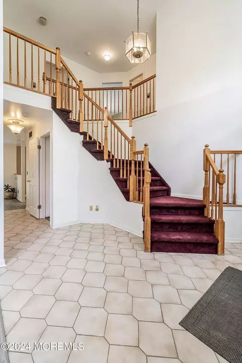 Entry Way - 286 Warren Dr, Wrightstown, NJ 08562 photo 1 of 2