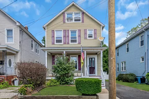 111 South St, Milltown, NJ 08850