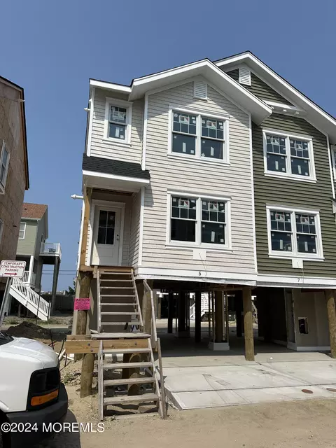 5 Shell Rd, Mantoloking, NJ 08738