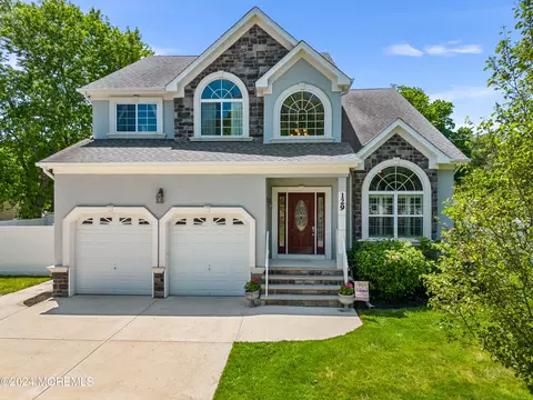 129 Frog Hollow Rd, Forked River, NJ 08731