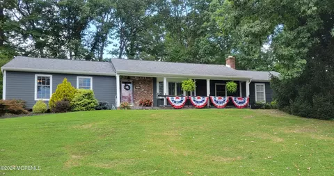 15 Bock Blvd, Howell, NJ 07731