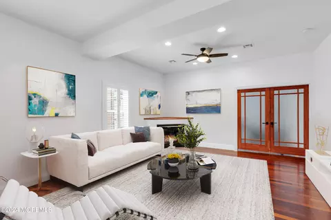 910 Main St #2B, Asbury Park, NJ 07712