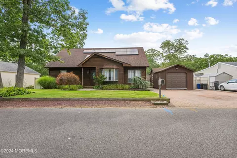 313 Alpine St, Forked River, NJ 08731 photo 4