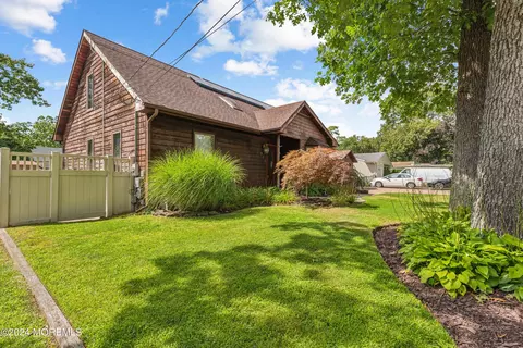 313 Alpine St, Forked River, NJ 08731 photo 3