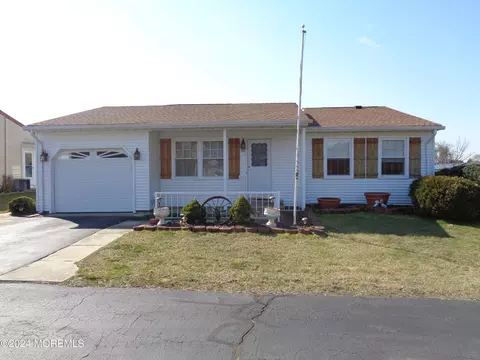 50 Falmouth, Whiting, NJ 08759