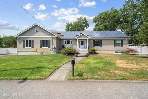 1528 Arient Rd, Forked River, NJ 08731