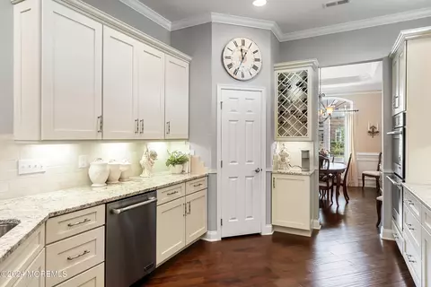 40 Dunberry Dr, Forked River, NJ 08731 photo 6