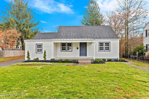 38 N Sunnycrest Dr, Little Silver, NJ 07739