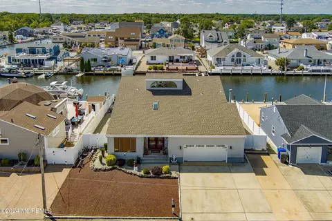 596 Baron St, Toms River, NJ 08753