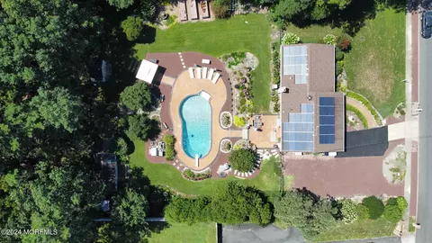 32 N Boston Rd, Jackson, NJ 08527