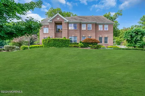 22 Cedar Knoll Rd, Jackson, NJ 08527