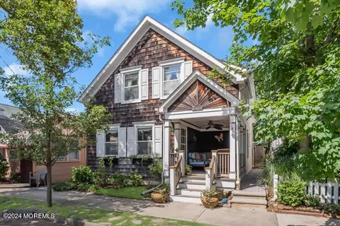 85 Franklin Ave, Ocean Grove, NJ 07756