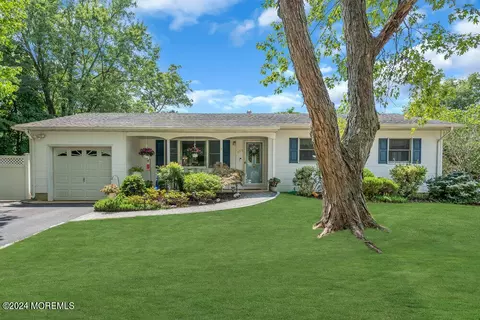 1173 Dell St, Toms River, NJ 08755