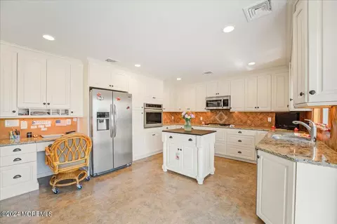 1266 Capstan Dr, Forked River, NJ 08731 photo 11