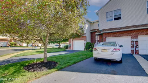 34 Drew Ct #3-4, Englishtown, NJ 07726